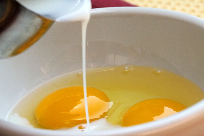 milk and eggs mask